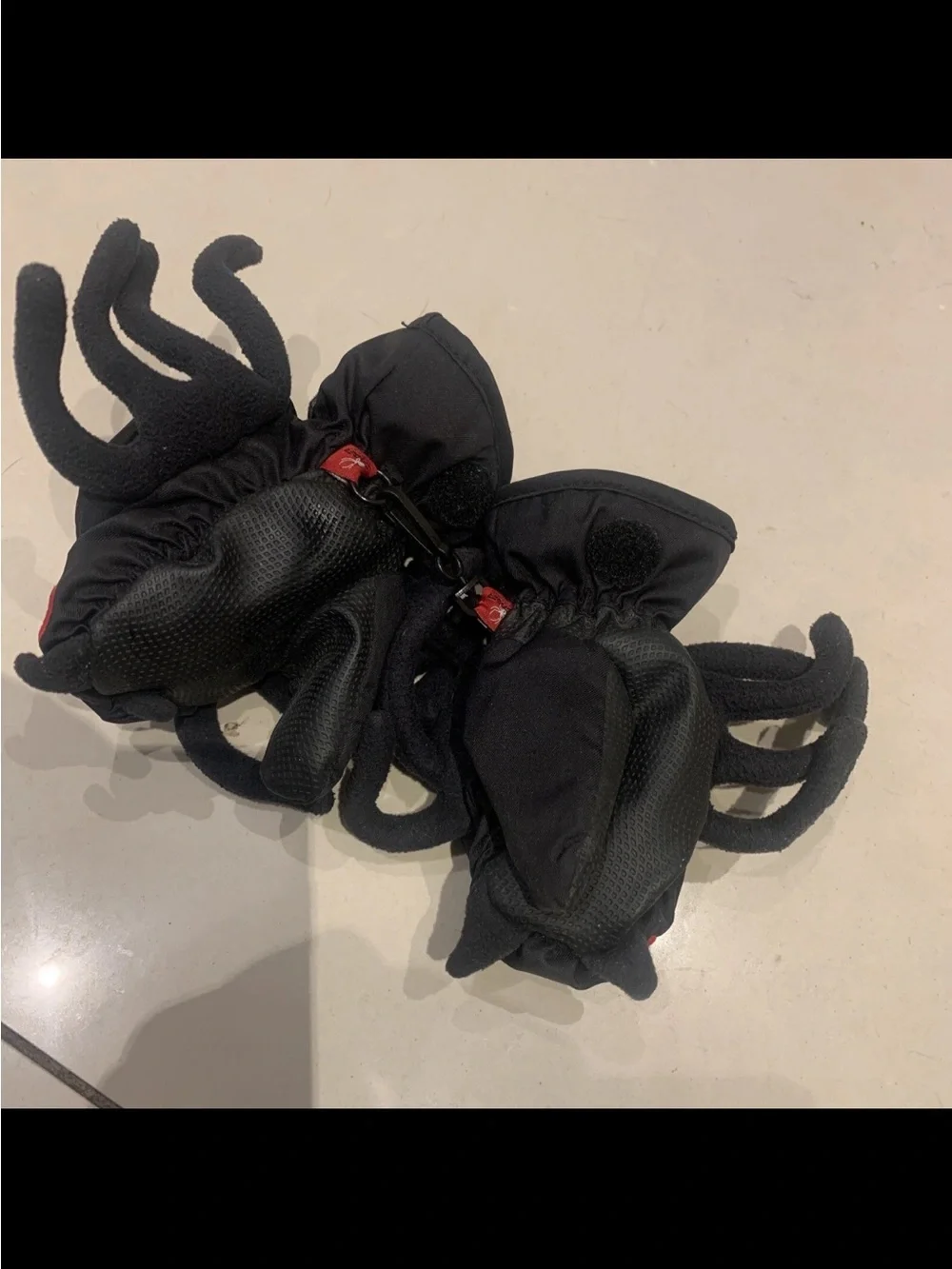 Spyder Kids Black and Red Spider Ski Mittens Plush Novelty Pair